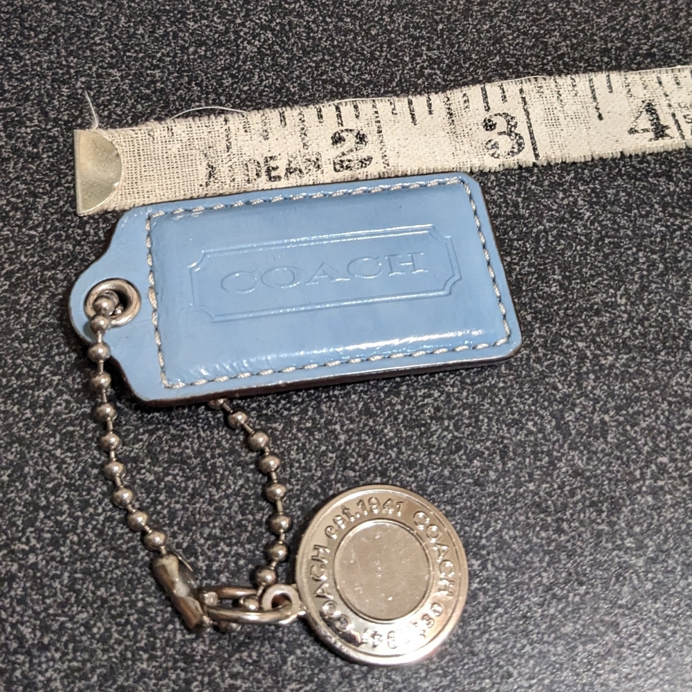Vintage Coach Hangtag And Medallion Leather Soft Blue - Picture 6 of 7